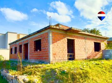 Casa · 150m² · 4 Ambientes · Casa en Venta en Construccion Vaqueros 3 Dorm