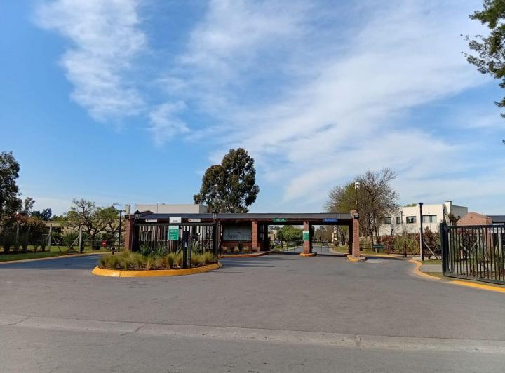 Terreno · 456m²