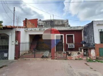 Casa · 80m² · 4 Ambientes · 1 Cochera · Venta de Casa 2dorm Av Brasil - San Pedro