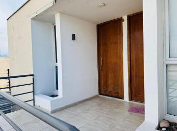 Departamento · 50m² · 3 Ambientes · 1 Cochera · Venta Departamento Carrodilla