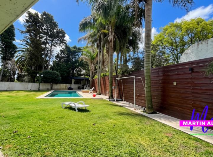 Casa · 490m² · 6 Ambientes