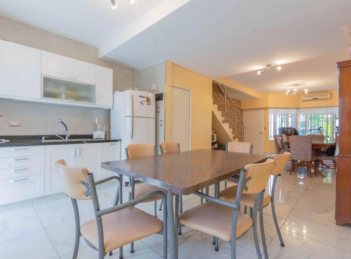 PH · 136m² · 5 Ambientes · 1 Cochera
