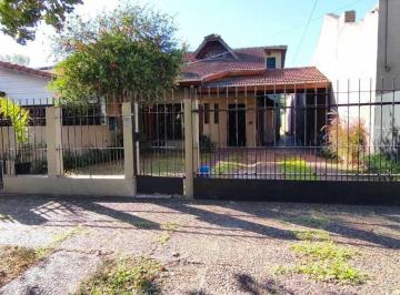 Casa · 120m² · 5 Ambientes · 2 Cocheras · Venta Casa 5 Ambientes en Padua Centro