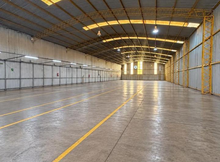 Depósito · 1200m²