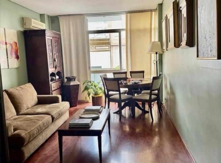 Departamento en Venta de 2 Dorm. en Retiro