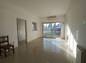 Departamento de 2 ambientes, Quilmes · Departamento en Alquiler 2 Ambientes en Quilmes Cochera