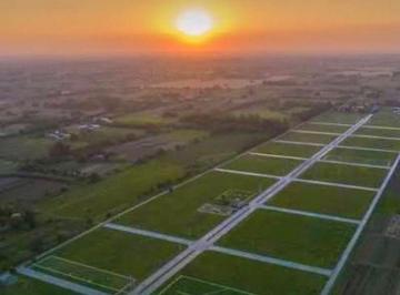 Terreno · 200m² · Se Vende Lote de 200 m² en Praderas El Chaquito