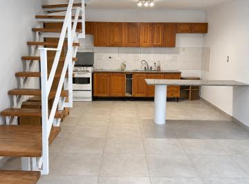 Casa · 49m² · 3 Ambientes · PH en Ramos Mejia Sur