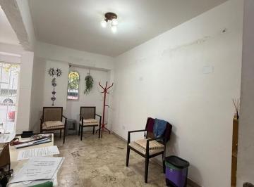 PH · 114m² · 6 Ambientes · PH en Venta - 4 Dorm. 4 Baños - La Plata