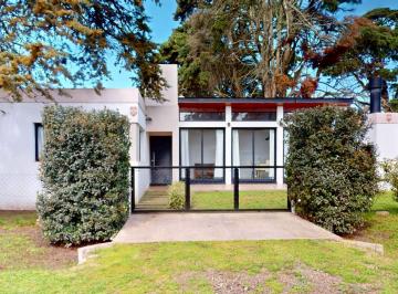 Casa · 78m² · 3 Ambientes · Venta Casa 2/3 Amb Parque y Parrilla Acantilados