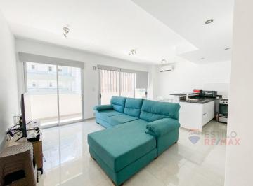 Departamento · 54m² · 2 Ambientes · Semipiso de Categoria Al Frente en Venta