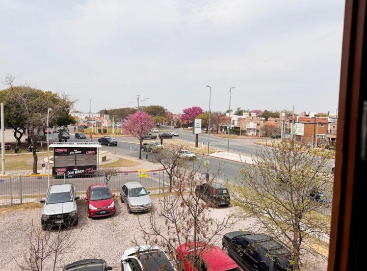 Departamento · 60m² · 4 Ambientes · 1 Cochera