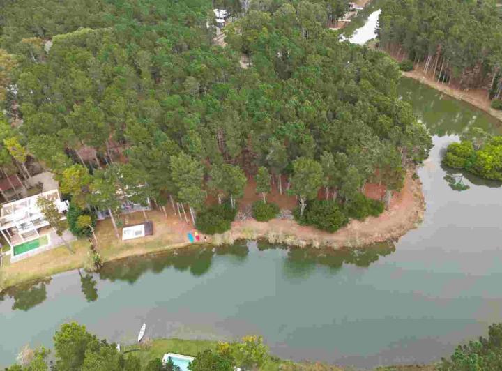 Terreno · 1288m²
