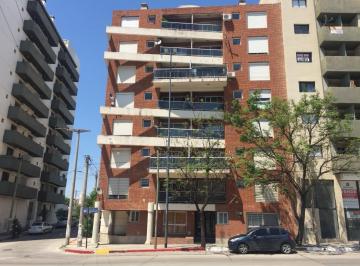 Departamento · 40m² · 2 Dormitorios · 1 Cochera · Departamento - Guemes