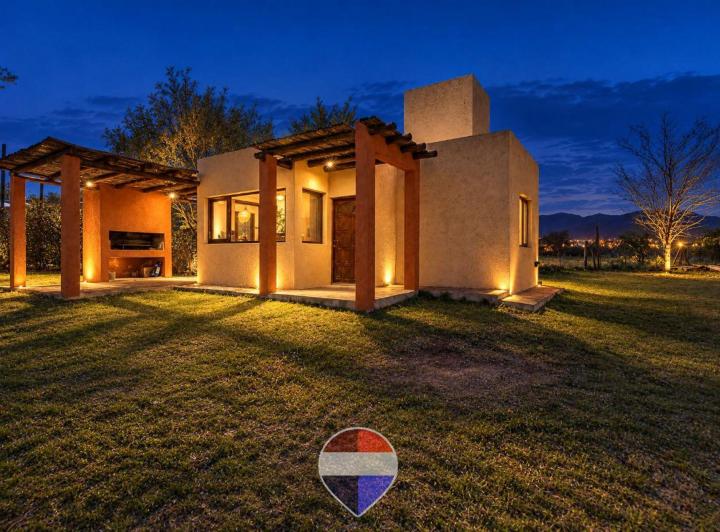 Casa · 288m² · 10 Ambientes · 6 Cocheras