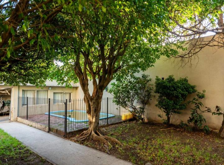 Casa · 200m² · 3 Ambientes · 1 Cochera