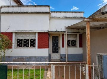 PH · 62m² · 3 Ambientes · PH en Venta Al Frente en La Plata con Patio