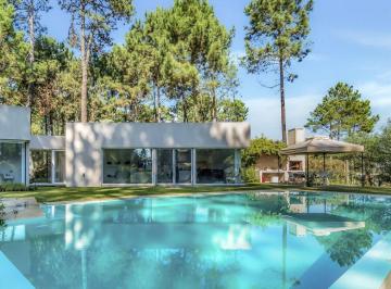 Casa · 269m² · 5 Ambientes · Casa en Venta Punta del Este