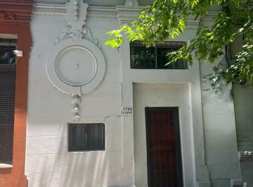 Casa · 143m² · 2 Ambientes · Inversión Renta, Proyecto Reciclaje, Tres Cruces