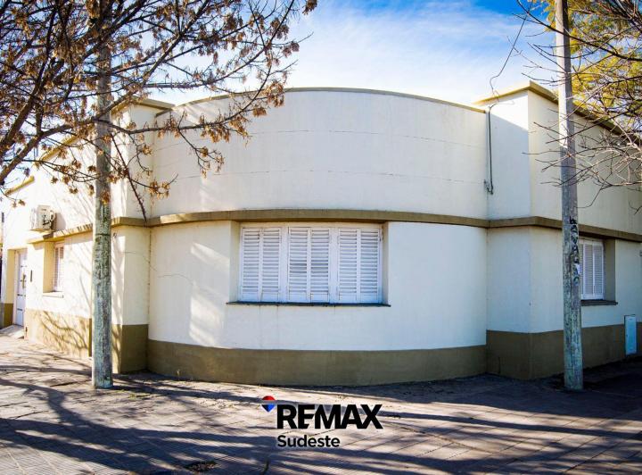 Casa · 113m² · 3 Ambientes · 1 Cochera