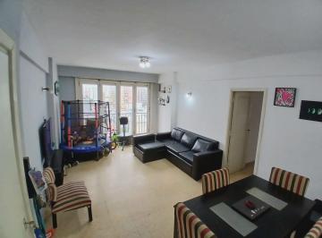 Departamento · 70m² · 3 Ambientes · Venta Depto. 3 Amb. Quilmes Centro con Renta