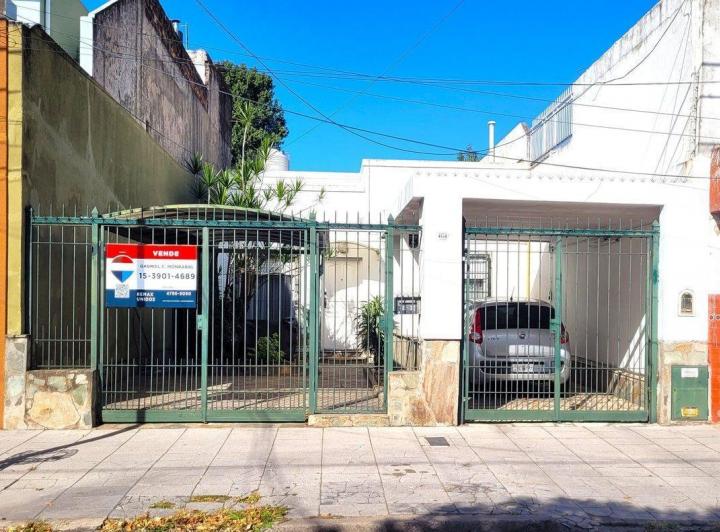 Casa · 134m² · 4 Ambientes · 2 Cocheras