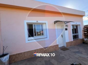 Casa · 89m² · 4 Ambientes · Se Vende Casa 2 Dorm. Buena Ubicación