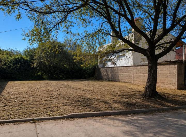 Terreno · 490m²