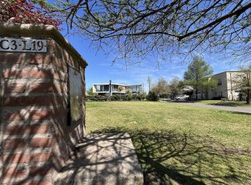 Terreno · 594m² · Excelente Lote en Venta en Ayres Plaza en Esquina