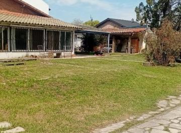 Quinta vacacional · 373m² · 5 Ambientes · 5 Cocheras · Venta Casa Quinta en Bella Vista Oportunidad a Reciclar