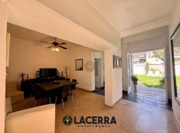 Casa de 4 ambientes, Saavedra · Casa 4 Ambientes con Parque y Piscina en Saavedra