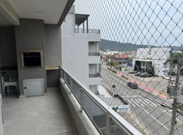 Departamento de 4 ambientes, Brasil · Departamento Frente Al Mar en La Mejor Ubicacion de Bombas