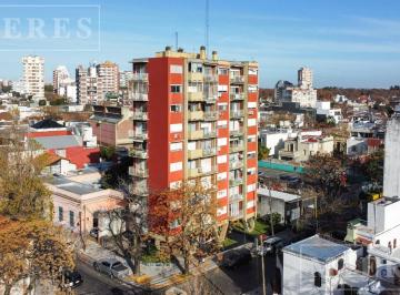 Departamento · 75m² · 3 Ambientes · 1 Cochera · Muy Lindo Departamento en El Centro de San Isidro con Increíbles Vistas Abiertas en Venta