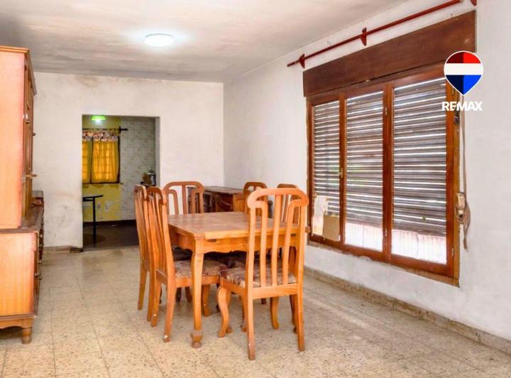 Casa · 186m² · 6 Ambientes · 1 Cochera