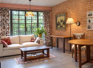 Casa de 7 ambientes, Esteban Echeverría · Propiedad con Casa Principal y 3 Departamentos - Ideal Inversores