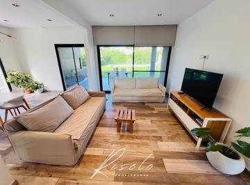 Casa · 180m² · 6 Ambientes · 4 Cocheras · Casa en Alquiler. 3 Dorm., Baulera, Pileta. Cerco Vivo. Barrio Cerrado, San Matias