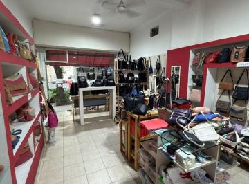 Local comercial · 360m² · 1 Cochera · Local en Venta en Balvanera, Capital Federal