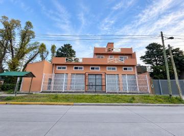 Bodega-Galpón · 186m² · Galpón/ Locales + Dpto en Venta | Ituzaingó