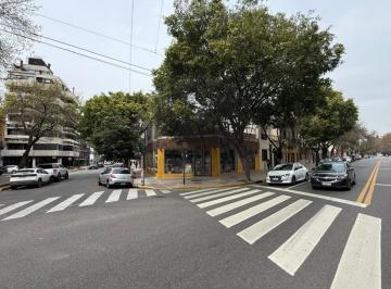 Local comercial · 230m² · 2 Ambientes · Local en Alquiler Chacarita Apto Gastronomico