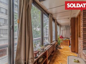 Departamento · 106m² · 5 Ambientes · 1 Cochera · Muy Buen Departamento Apto Crédito en Venta 5 Amb y Cochera en Belgrano!