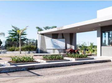 Terreno · 937m² · Venta Lote Central Barrio Cerrado Los Juncos Luján