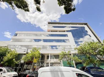 Oficina comercial · 100m² · 4 Ambientes · 1 Cochera · Alquiler Oficina 100 m² Amoblada Cochera - San Luis y Juan B. Justo (Panorama Bay)