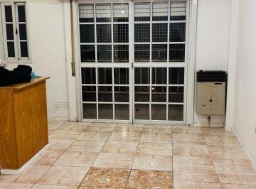 Departamento de 2 ambientes, Avellaneda · Depto 2 Ambientes, Centro de Wilde con Cochera