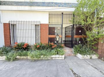 Casa · 70m² · 2 Ambientes · Alquiler de Vivienda Amoblada