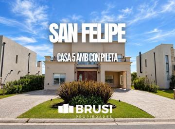 Casa · 185m² · 5 Ambientes · 2 Cocheras · Casa en Venta 5 Ambientes en San Felipe