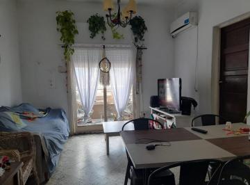 Departamento · 49m² · 3 Ambientes · Talcahuano 866 - Departamento 3 Ambientes - Planta Alta Al Frente