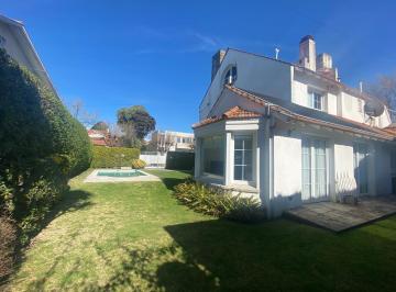 Casa · 5 Ambientes · 2 Cocheras · Matheu 400 - Los Troncos - Mar del Plata
