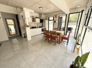 Departamento · 40m² · 2 Ambientes · 1 Cochera · Departamento Centro Alquiler Pinamar Cochera