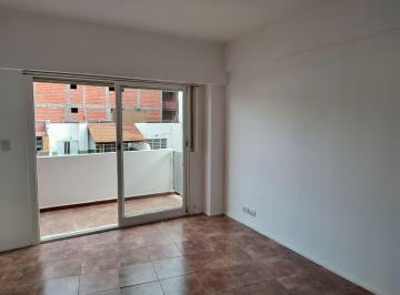 Departamento de 2 ambientes, Caballito · Emilio Mitre 493 - 2 Ambientes Al Frente con Balcon, Recien Pintado y Pisos a Estrenar