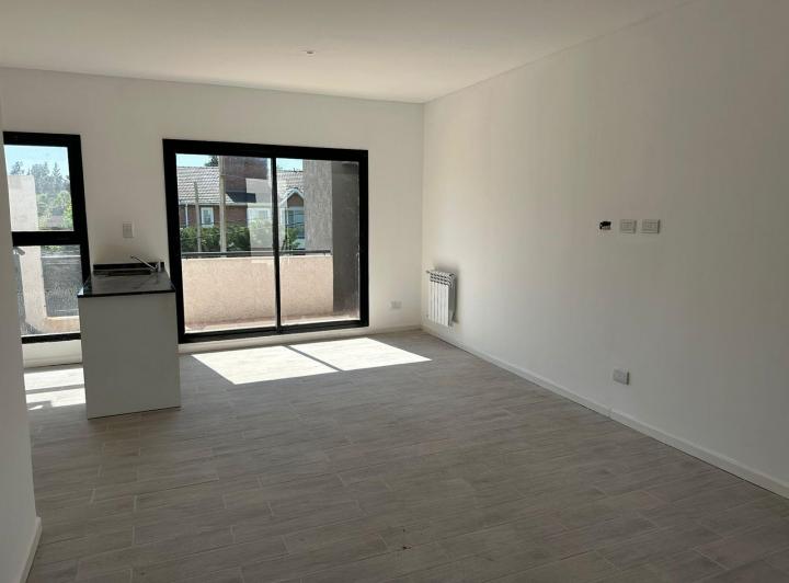Departamento · 40m² · 2 Ambientes · 1 Cochera